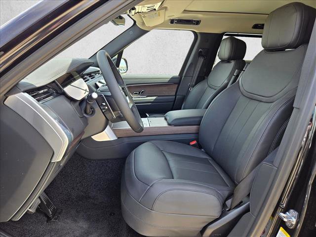 New 2026 Land Rover Range Rover Long Wheelbase SE image 4