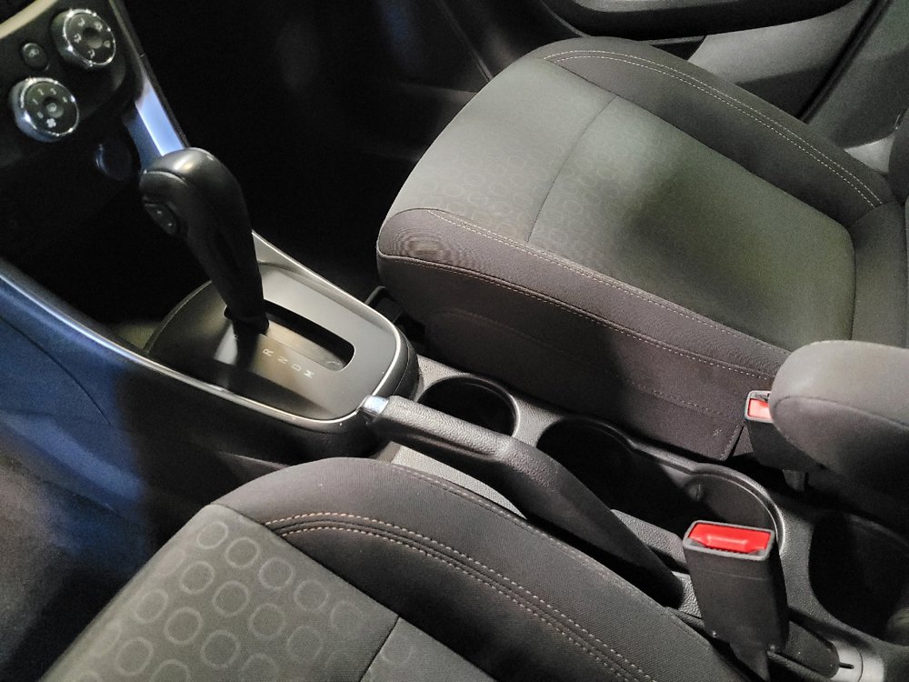 Used 2020 Chevrolet Trax LS FWD image 26