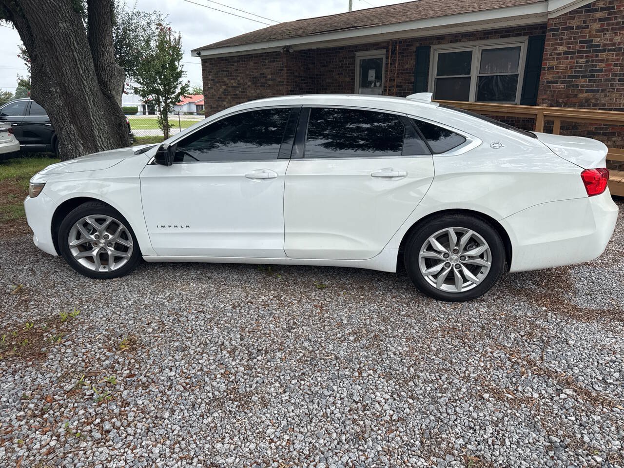 Used 2016 Chevrolet Impala LS FWD image 6