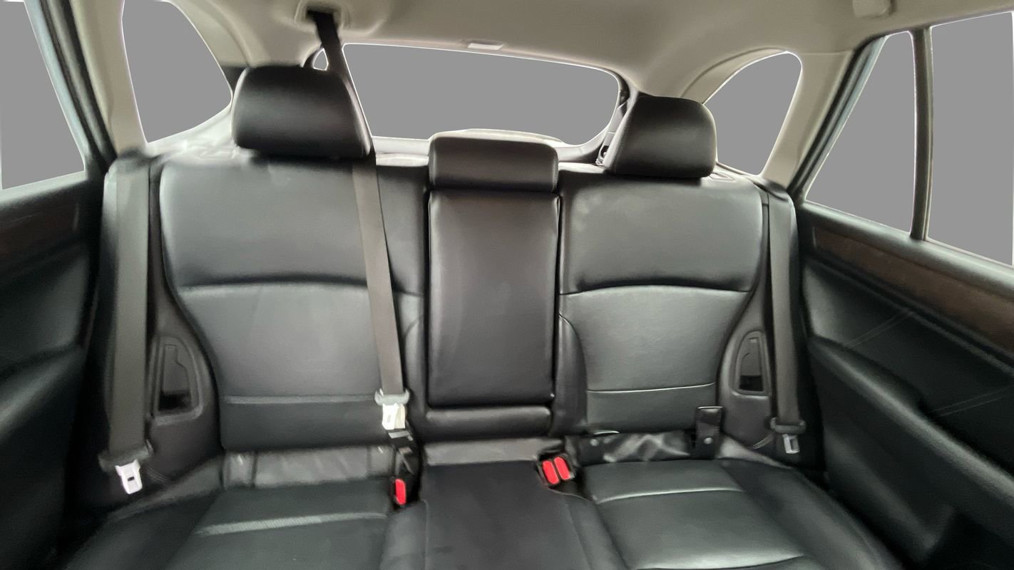 Used 2018 Subaru Outback 2.5i Limited image 13