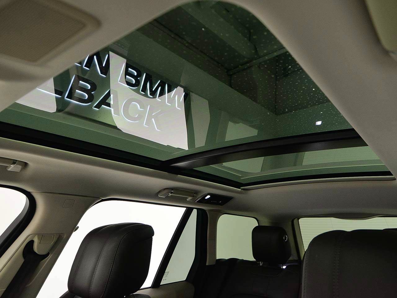 Used 2022 Land Rover Range Rover Westminster Edition AWD/4WD image 7