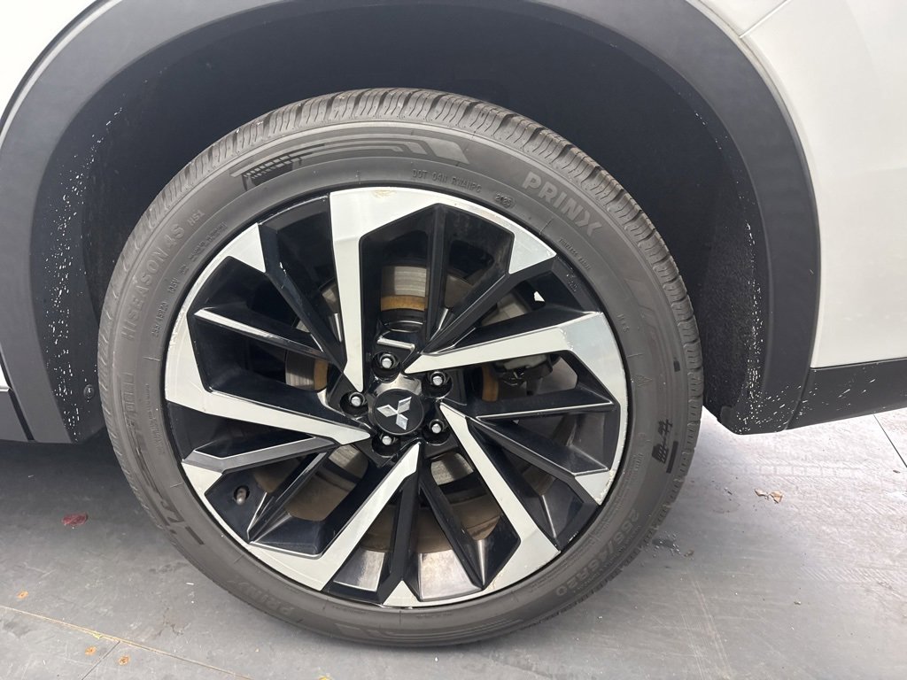 Used 2022 Mitsubishi Outlander ES image 11