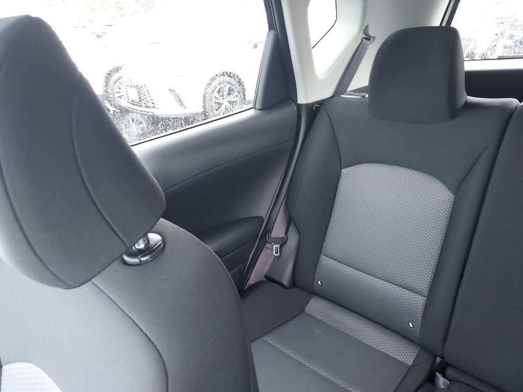 Used 2025 Kia Soul LX w/ LX Technology Package FWD image 12