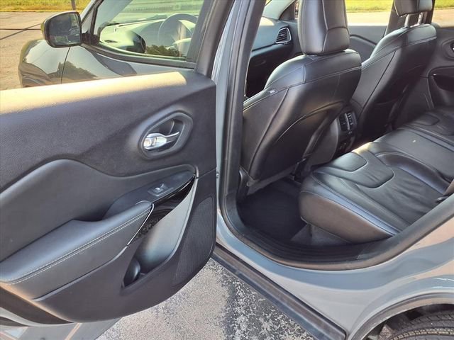 Used 2023 Jeep Cherokee Altitude Lux image 76