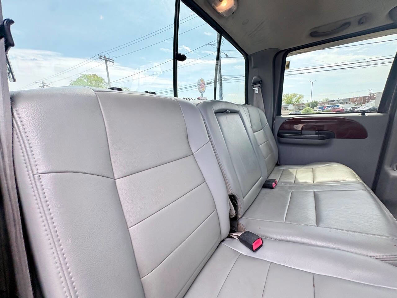 Used 2007 Ford F350 Lariat AWD/4WD image 28