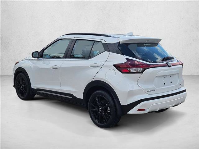 Used 2022 Nissan Kicks SR w/ Premium Package image 7