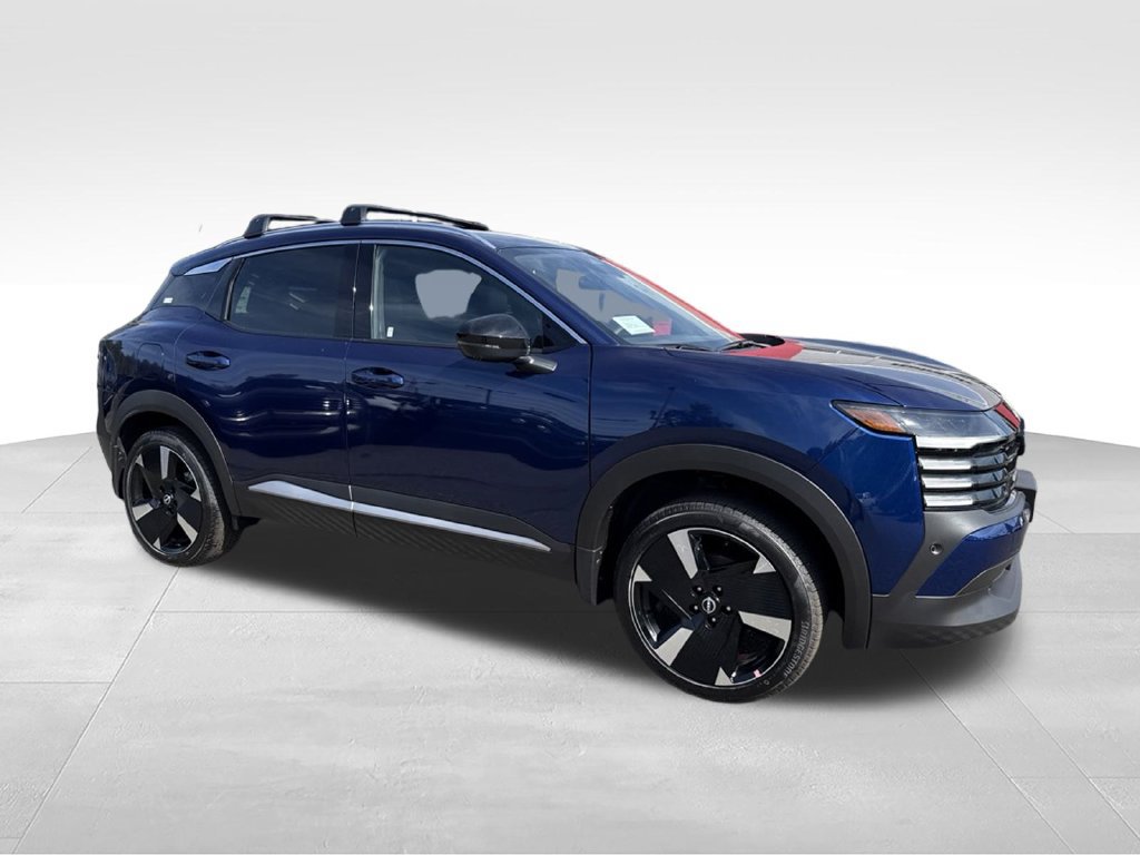 New 2026 Nissan Kicks SR w/ Cold Weather Package