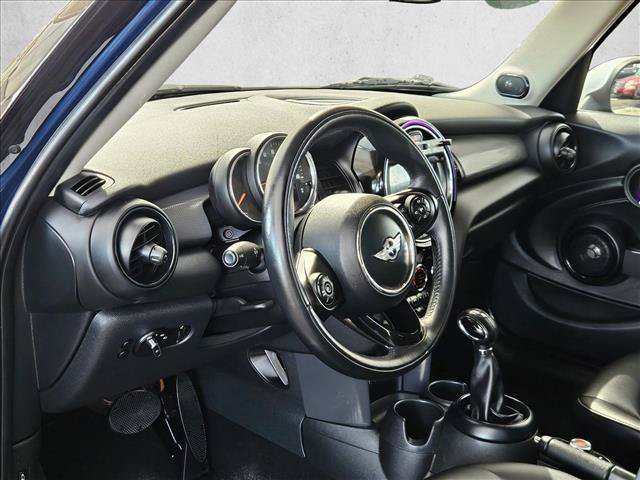 Used 2018 MINI Cooper 4-Door Hardtop FWD image 10