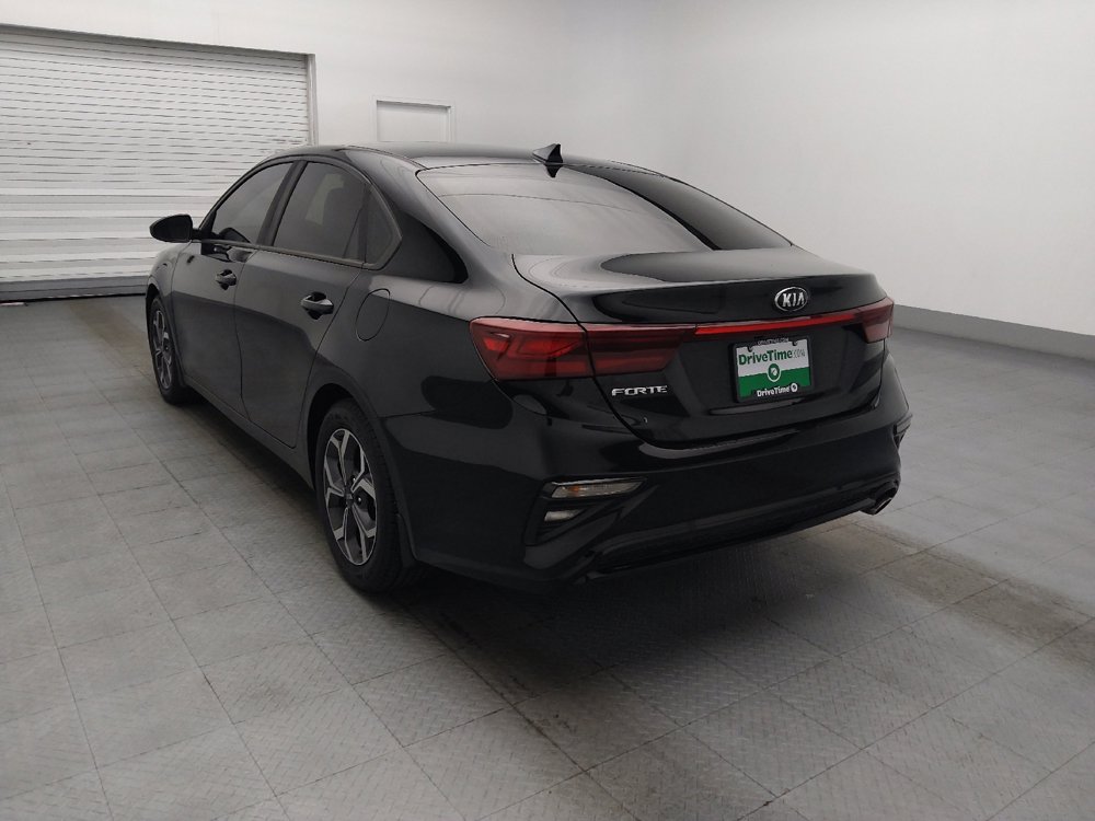 Used 2019 Kia Forte LXS FWD image 5