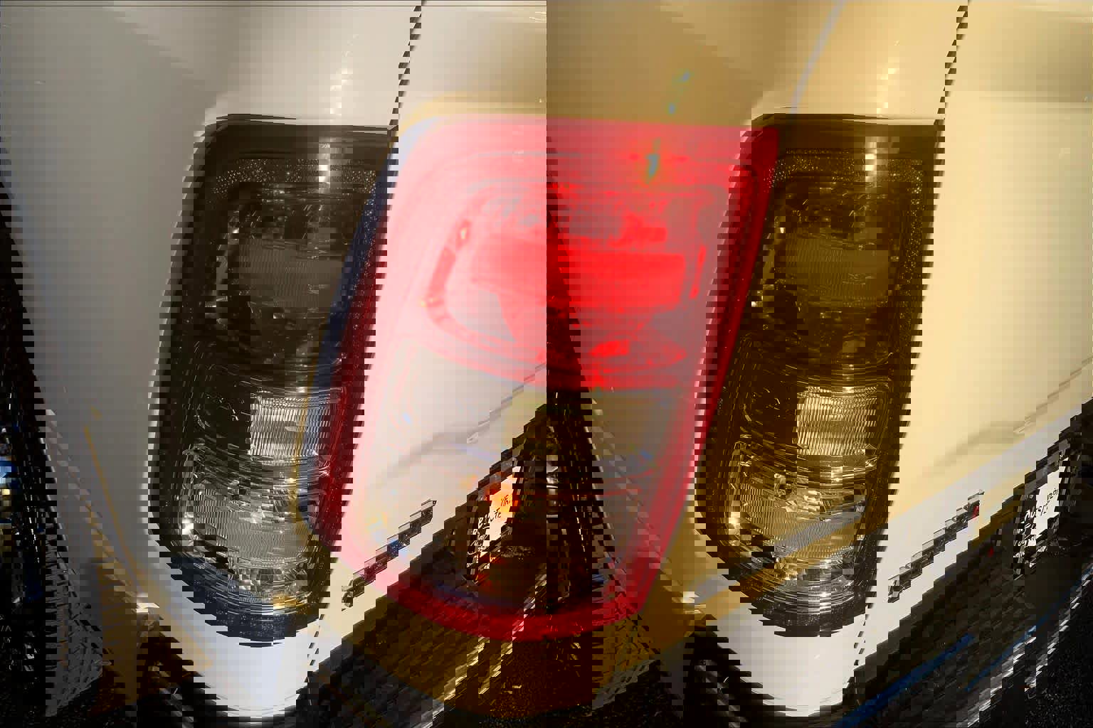 Used 2024 RAM 3500 Big Horn image 26