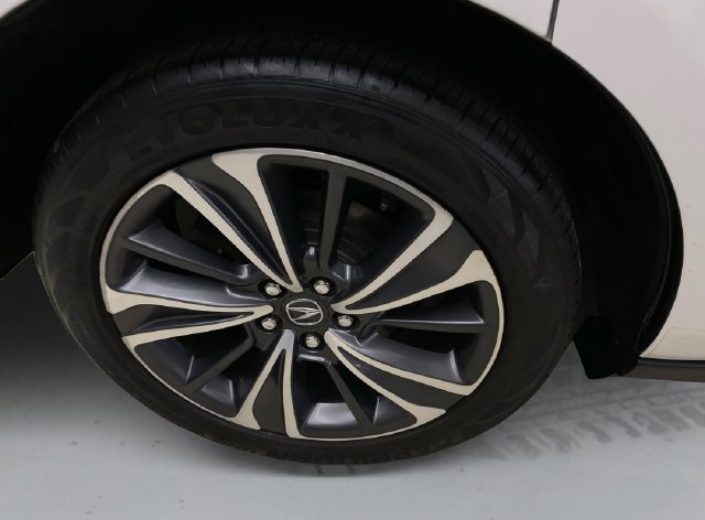 Used 2020 Acura MDX w/ Technology Package AWD/4WD image 18