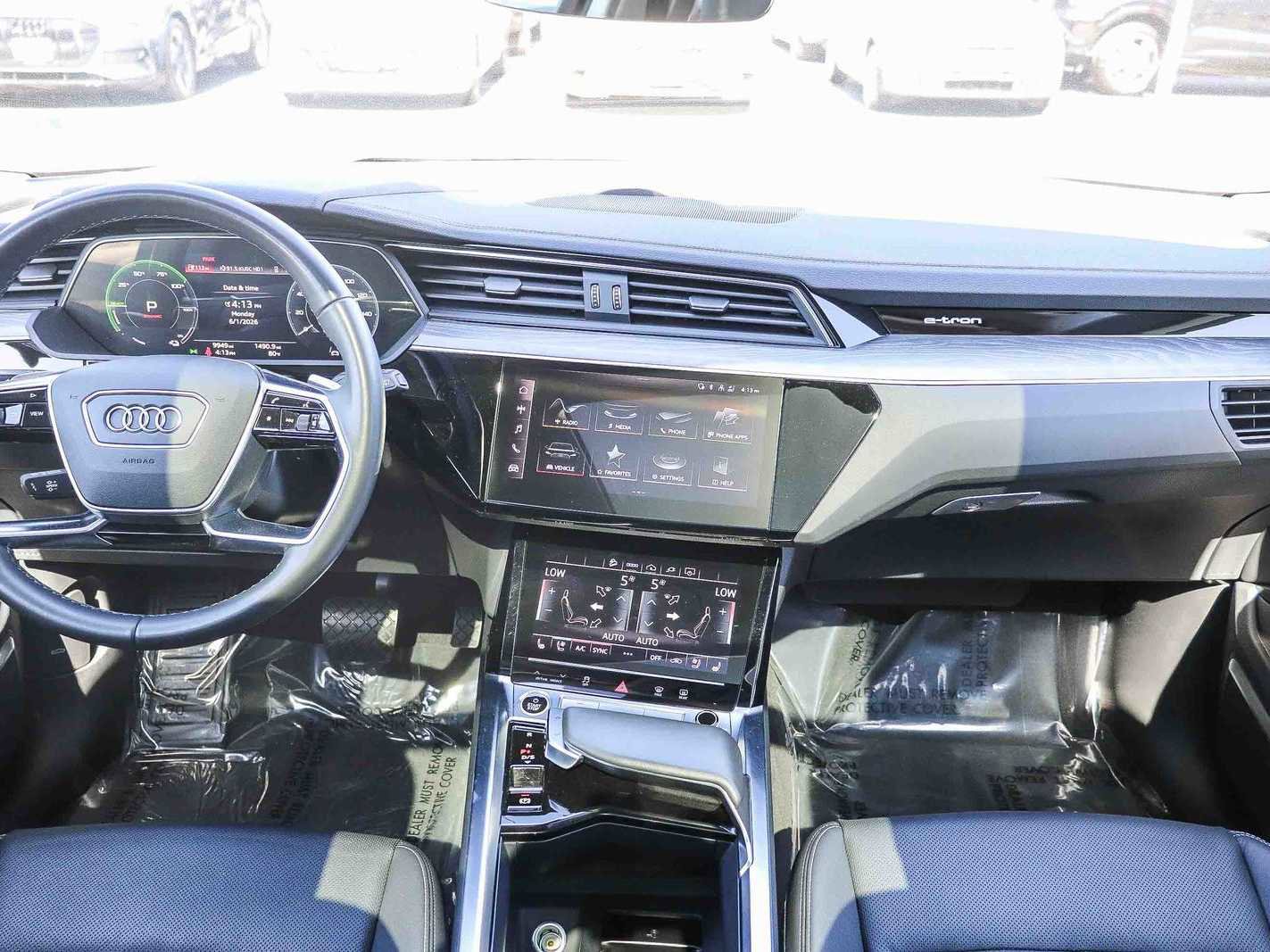 Used 2024 Audi Q8 e-tron Premium Plus AWD/4WD image 13