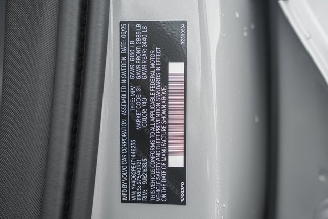 New 2026 Volvo XC90 B6 Plus w/ Protection Package Premier image 41