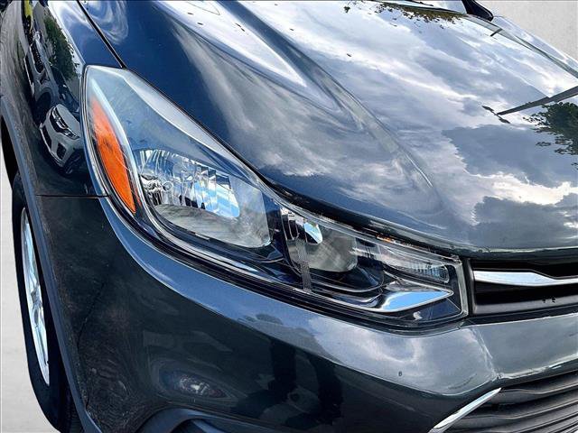 Used 2020 Chevrolet Trax LS FWD image 30