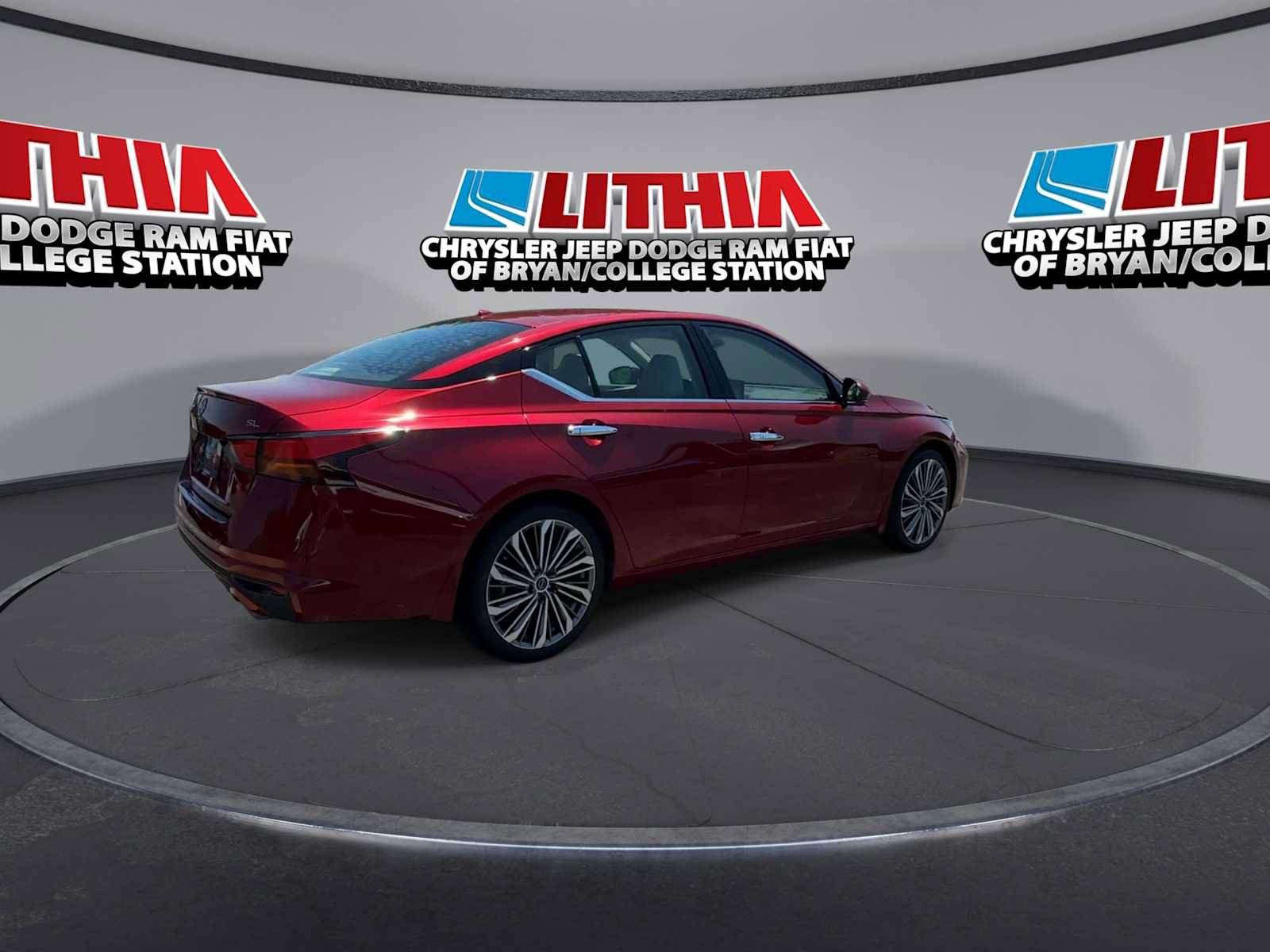 Used 2024 Nissan Altima 2.5 SL FWD image 8