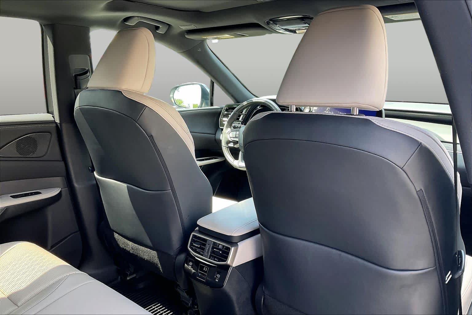 Used 2023 Lexus RX 350 Premium Plus w/ Accessory Package (Z1) FWD image 20