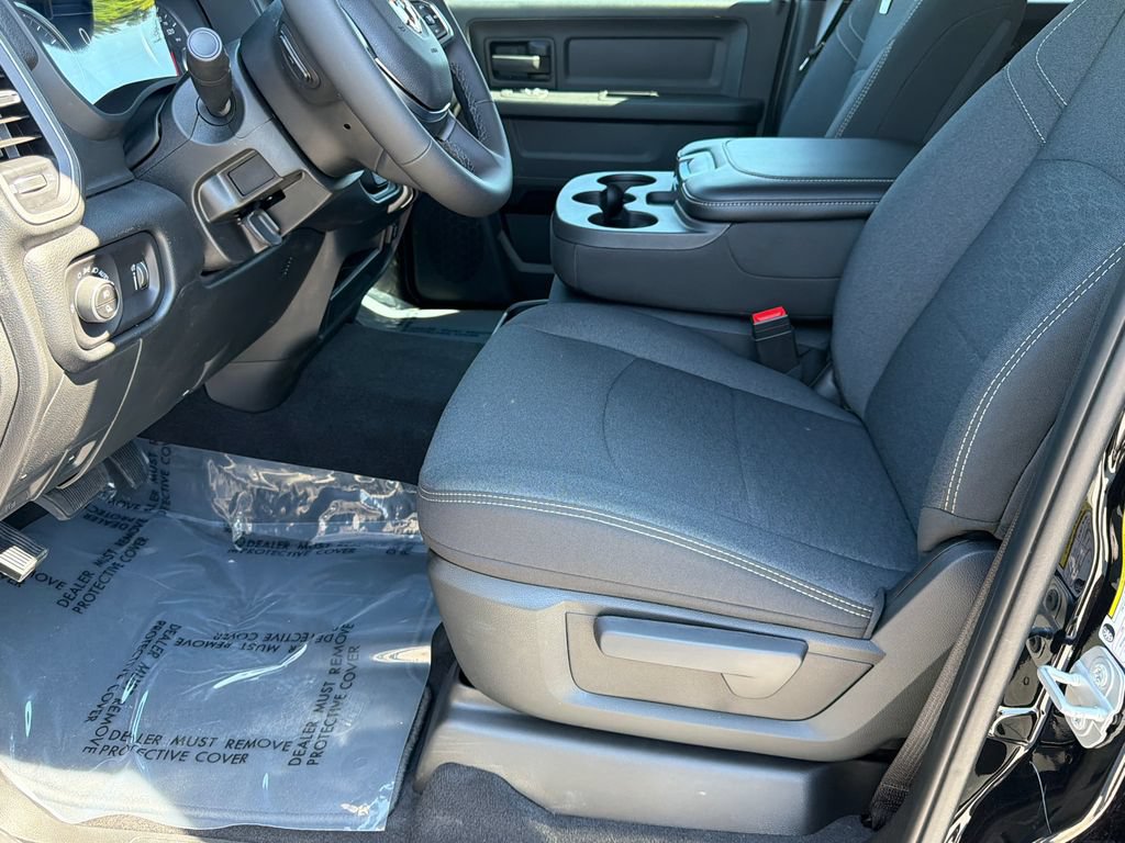 New 2026 RAM 3500 Tradesman AWD/4WD image 9