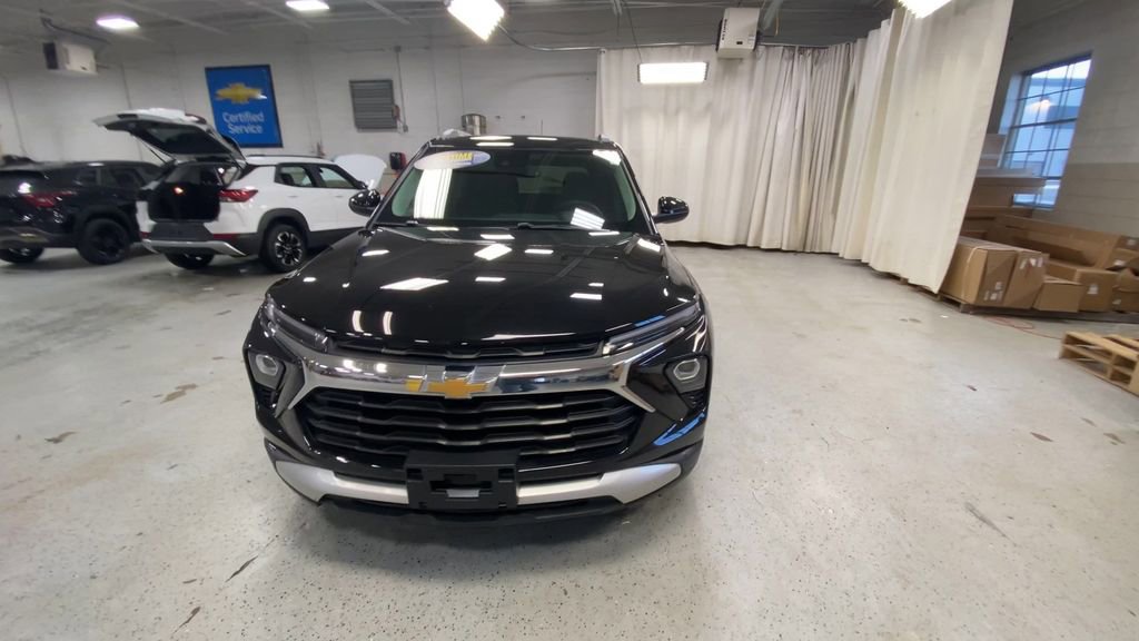 Certified 2024 Chevrolet TrailBlazer LT w/ Convenience Package image 4