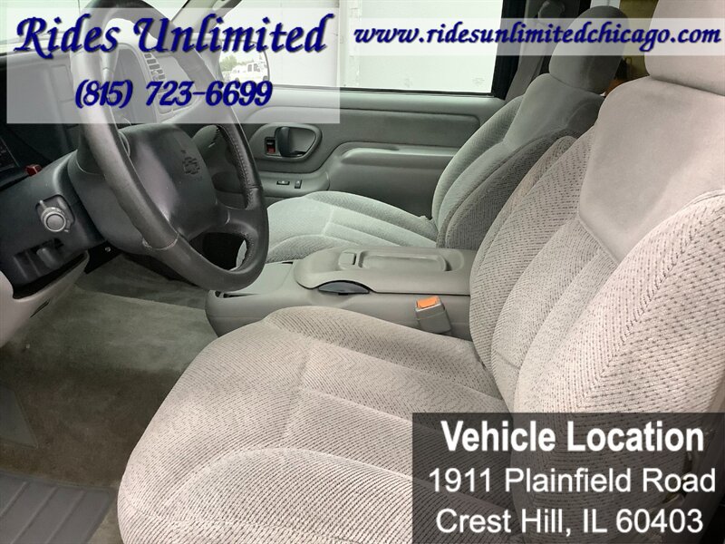 Used 1999 Chevrolet Suburban 2500 w/ Preferred Equipment Group 2 AWD/4WD image 15