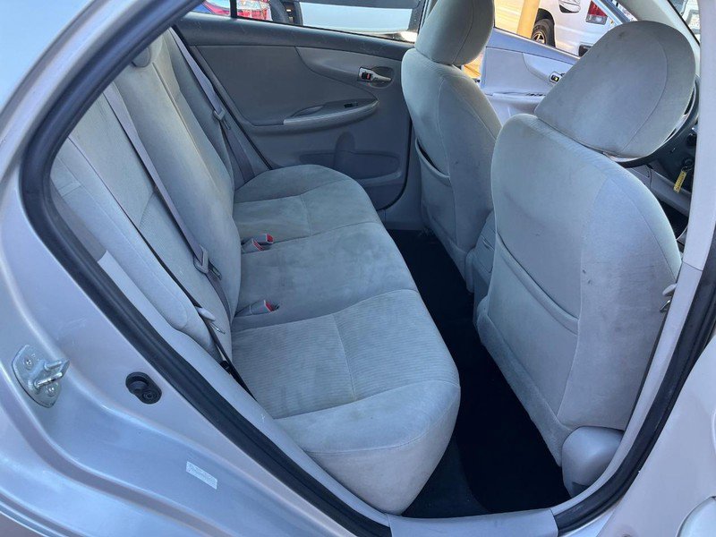 Used 2010 Toyota Corolla LE image 9