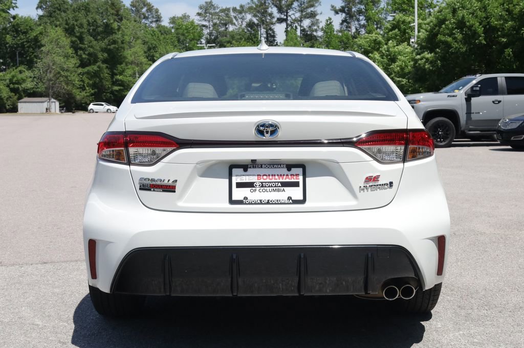 Used 2024 Toyota Corolla SE FWD image 5