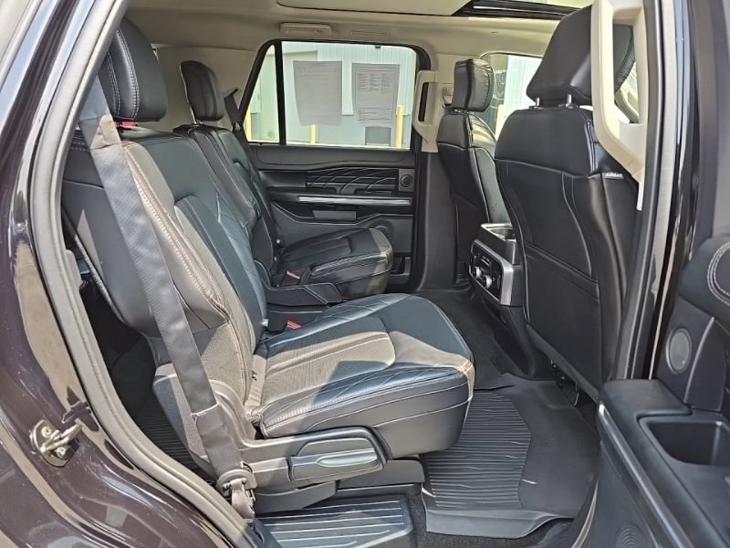 Used 2020 Ford Expedition Platinum AWD/4WD image 32
