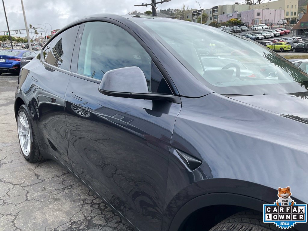 Used 2024 Tesla Model Y 2WD image 70