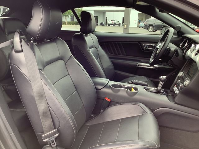 Used 2016 Ford Mustang Premium RWD image 28