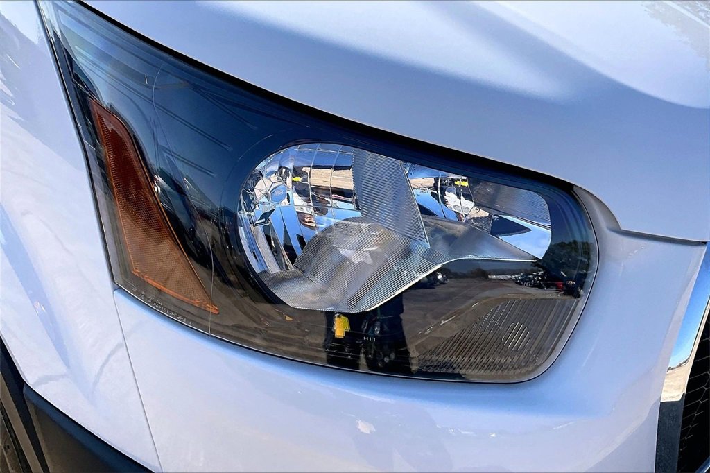 Used 2024 Ford Transit 150 148 Medium Roof image 15