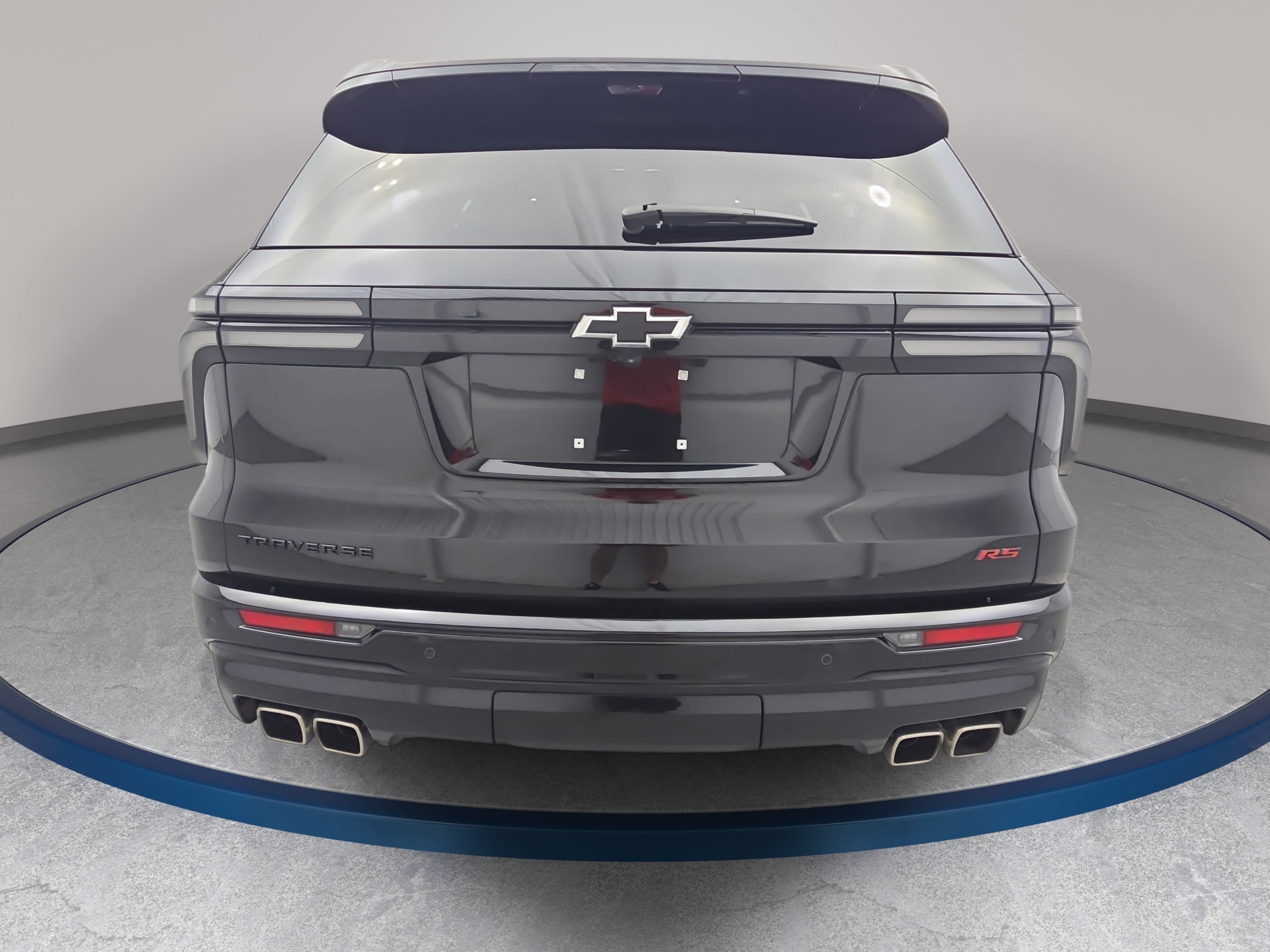 Used 2024 Chevrolet Traverse RS FWD image 6