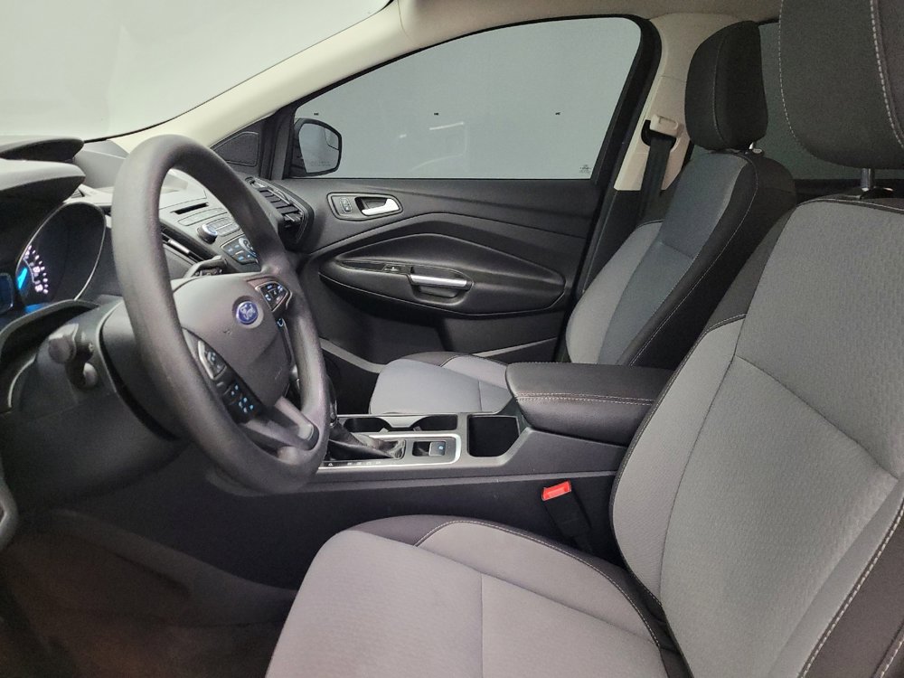 Used 2018 Ford Escape SE image 17