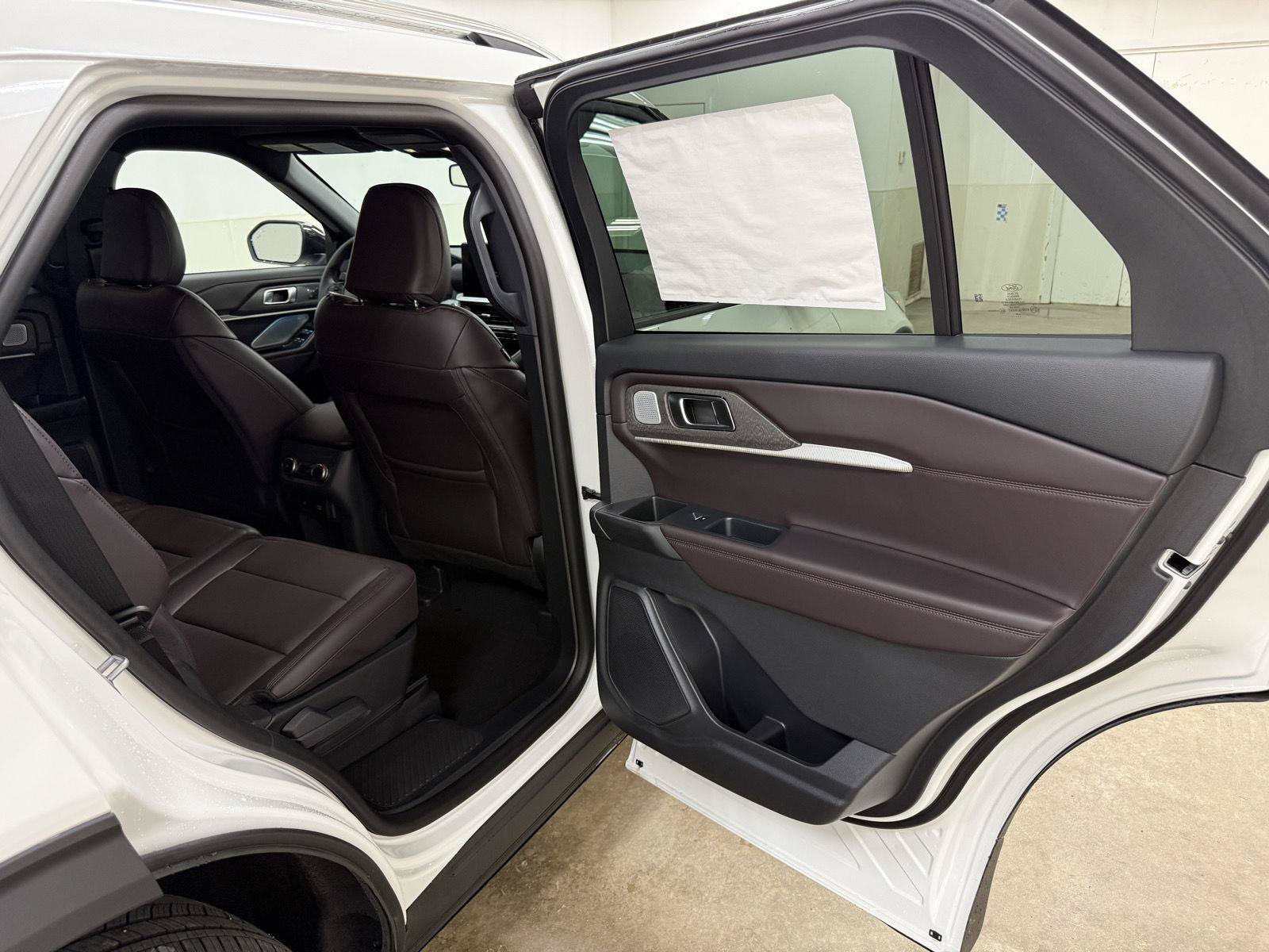 New 2026 Ford Explorer Platinum AWD/4WD image 32