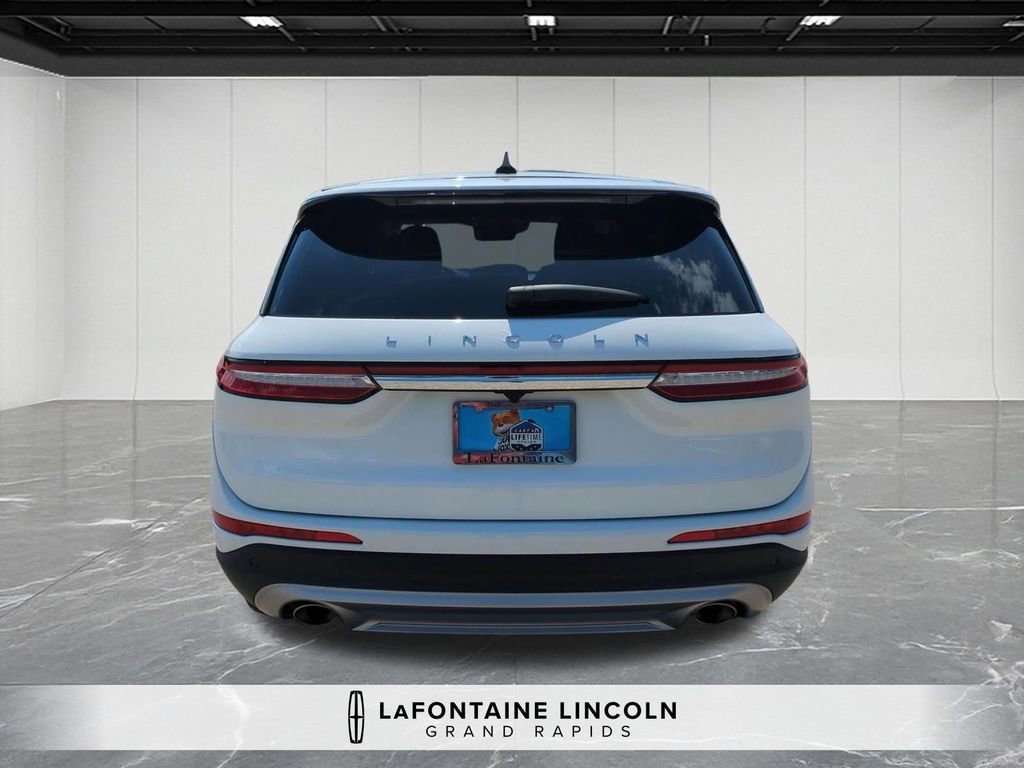 Certified 2024 Lincoln Corsair AWD w/ Equipment Group 101A image 4