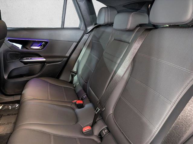 Certified 2025 Mercedes-Benz GLC 300 image 18
