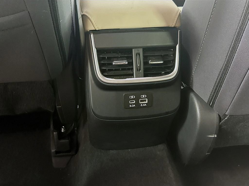 Used 2023 Subaru Outback Premium image 28