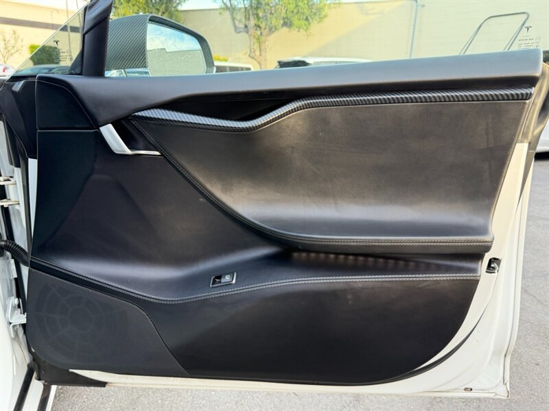 Used 2016 Tesla Model S 75 RWD image 36
