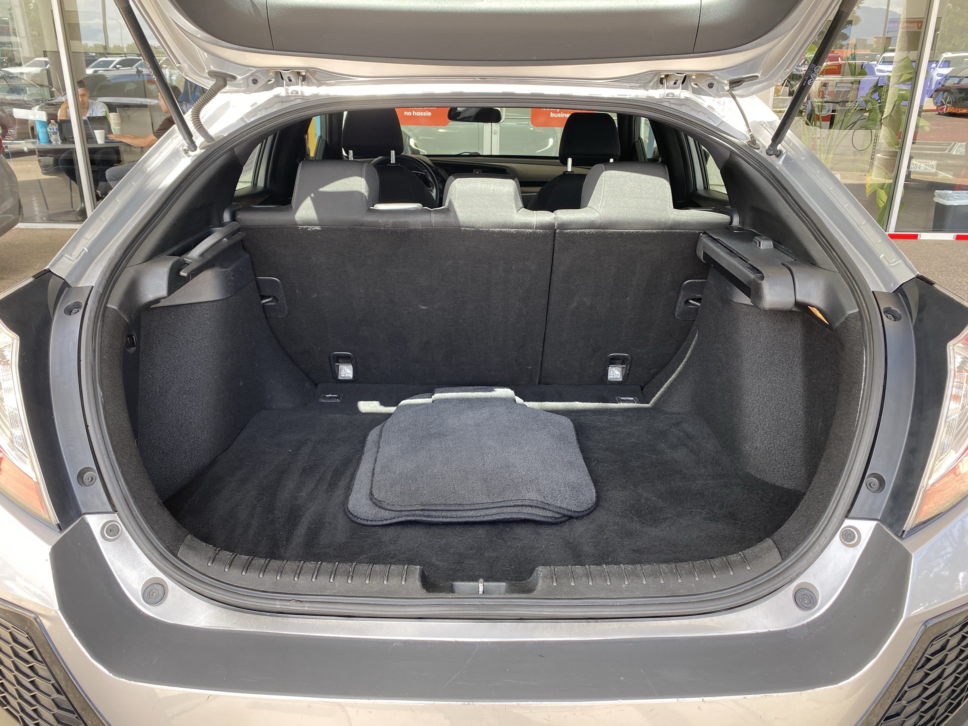 Used 2019 Honda Civic Sport image 14