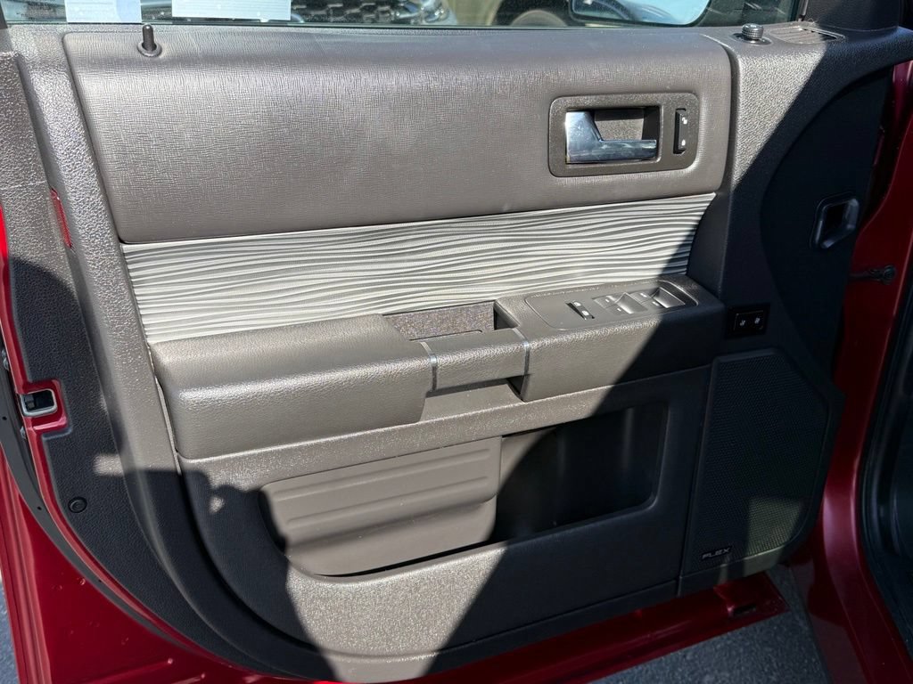 Used 2019 Ford Flex SEL w/ Equipment Group 202A FWD image 32