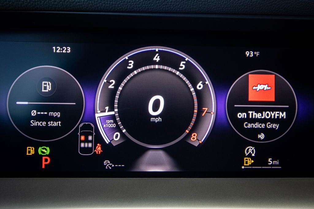 New 2026 Volkswagen Tiguan SE FWD image 41