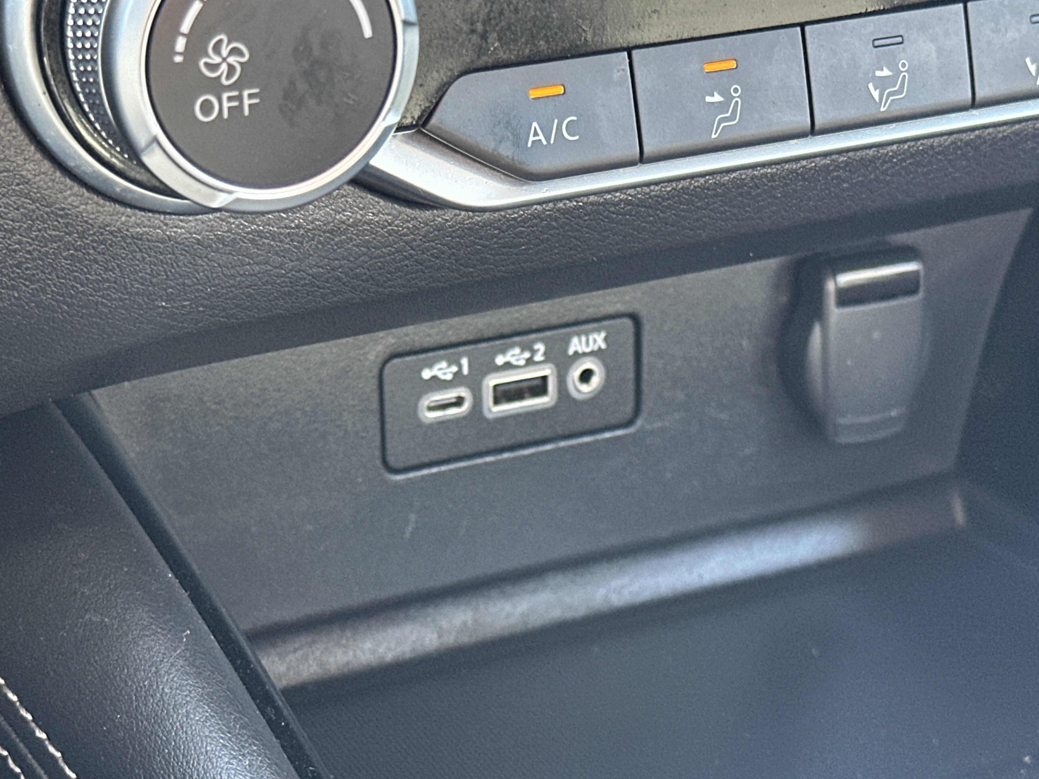 Used 2023 Nissan Altima 2.5 SV image 30