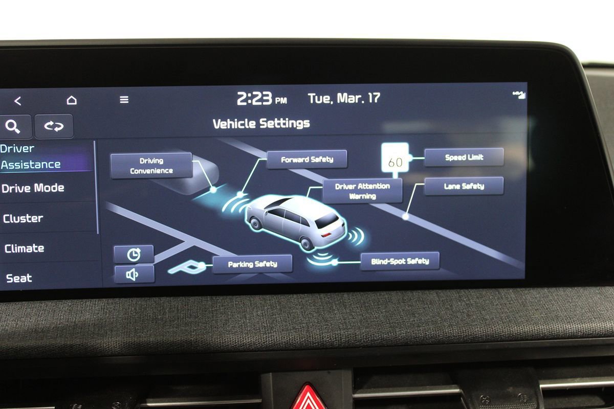 Used 2024 Kia EV6 Light RWD image 14
