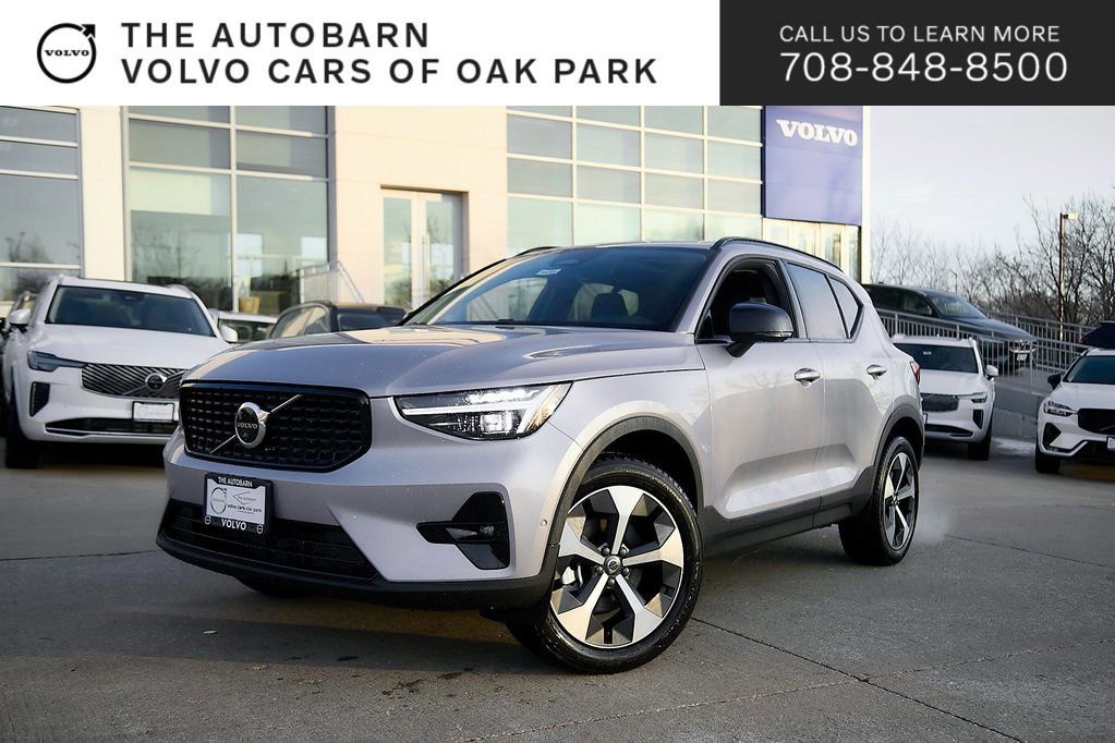 New 2026 Volvo XC40 B5 Plus w/ Protection Package Premier