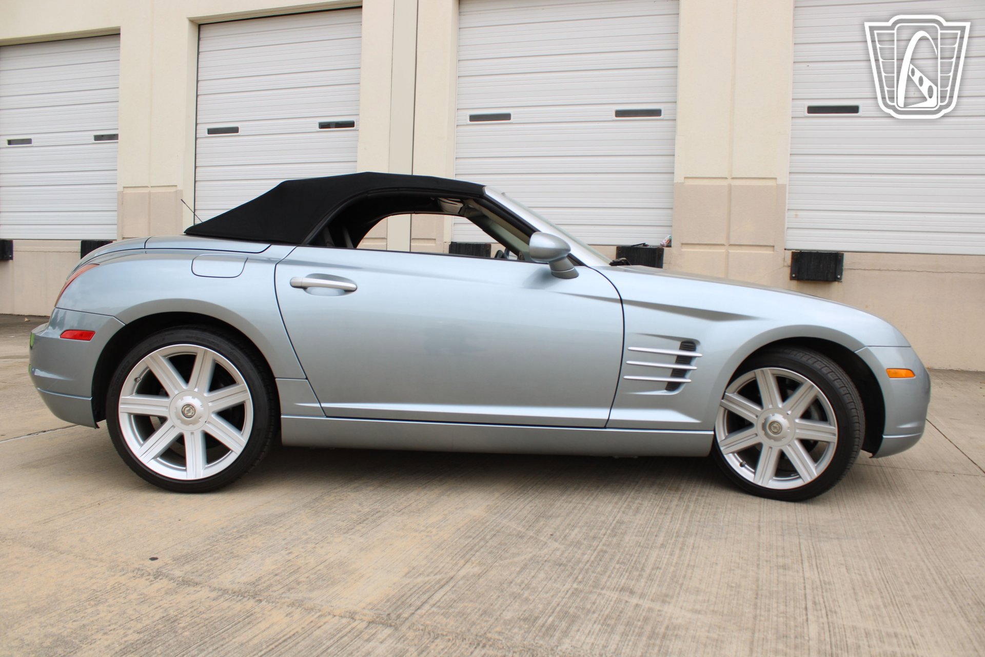 Used 2005 Chrysler Crossfire Limited image 26