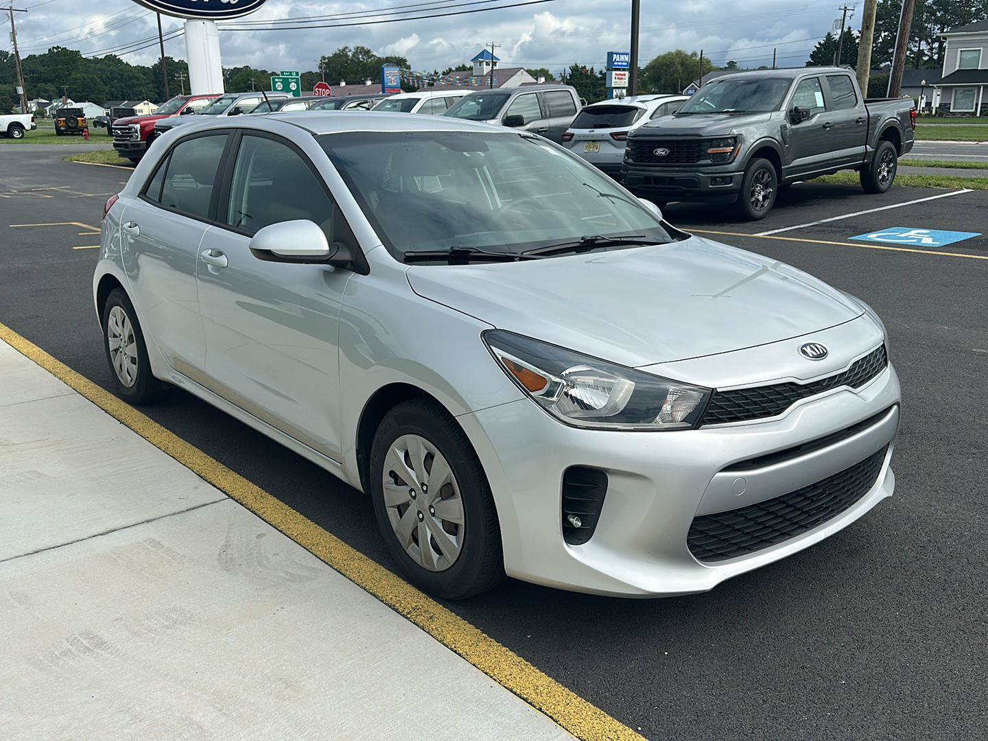 Used 2020 Kia Rio S FWD image 3