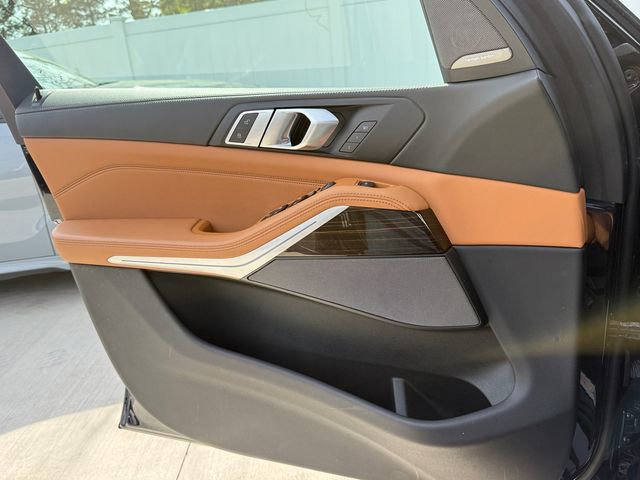 Certified 2024 BMW X5 xDrive40i w/ M Sport Package image 26