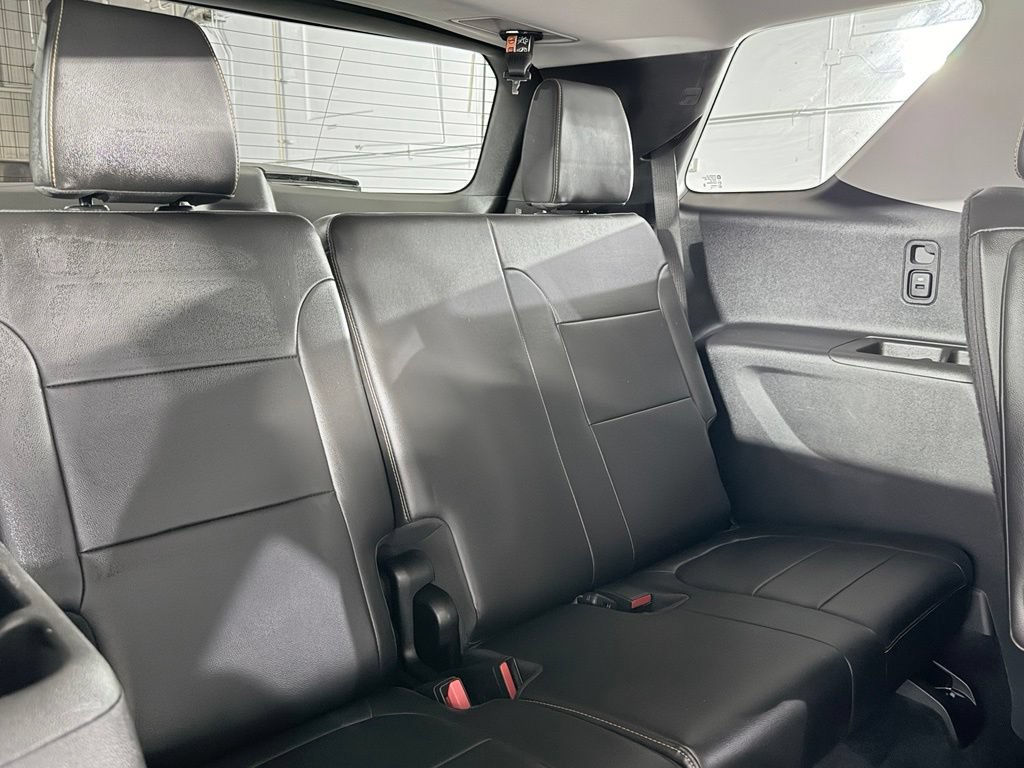 Used 2020 Chevrolet Traverse RS FWD image 26