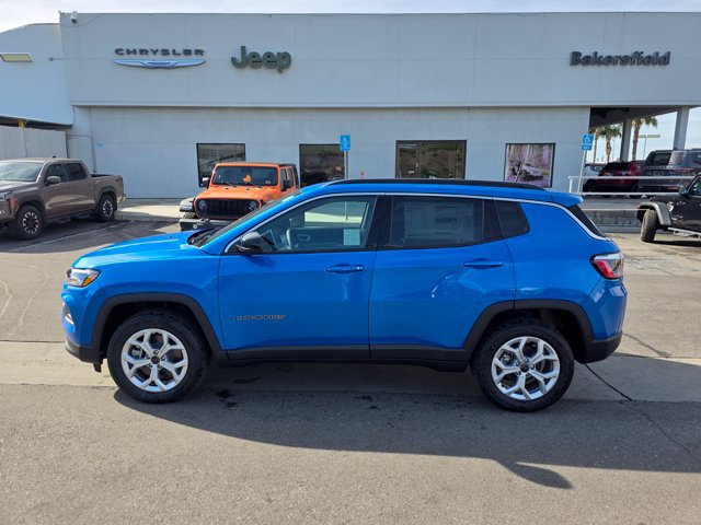 New 2026 Jeep Compass Latitude AWD/4WD image 4