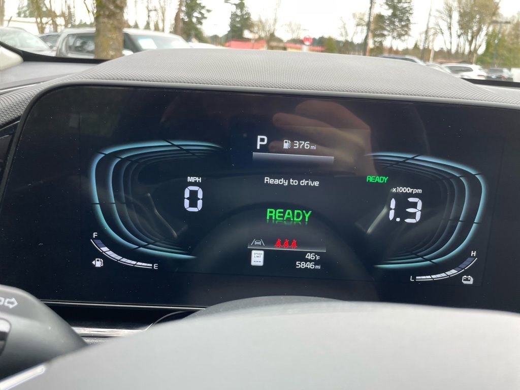 Used 2025 Kia Niro EX image 14