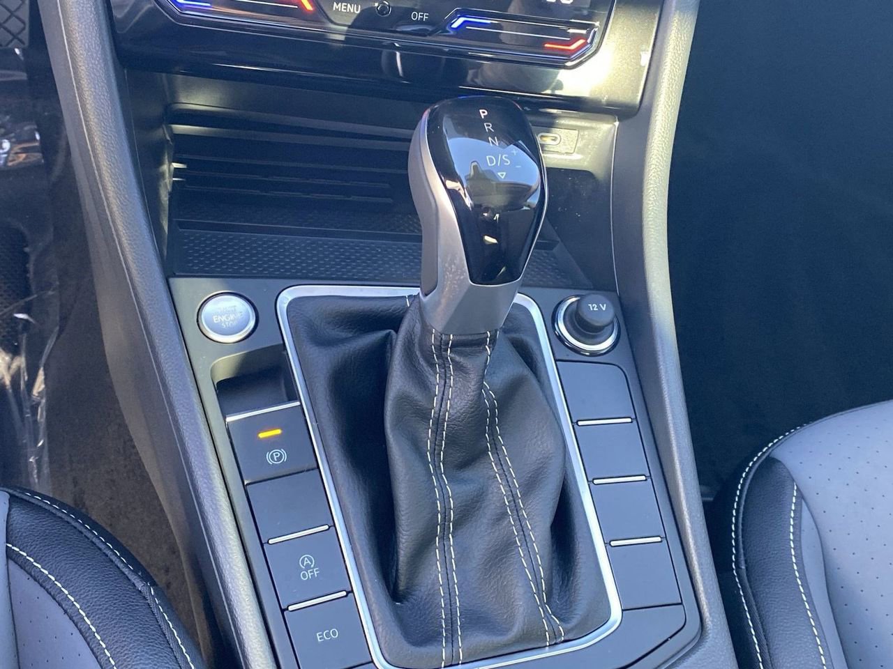 New 2026 Volkswagen Jetta SE image 26