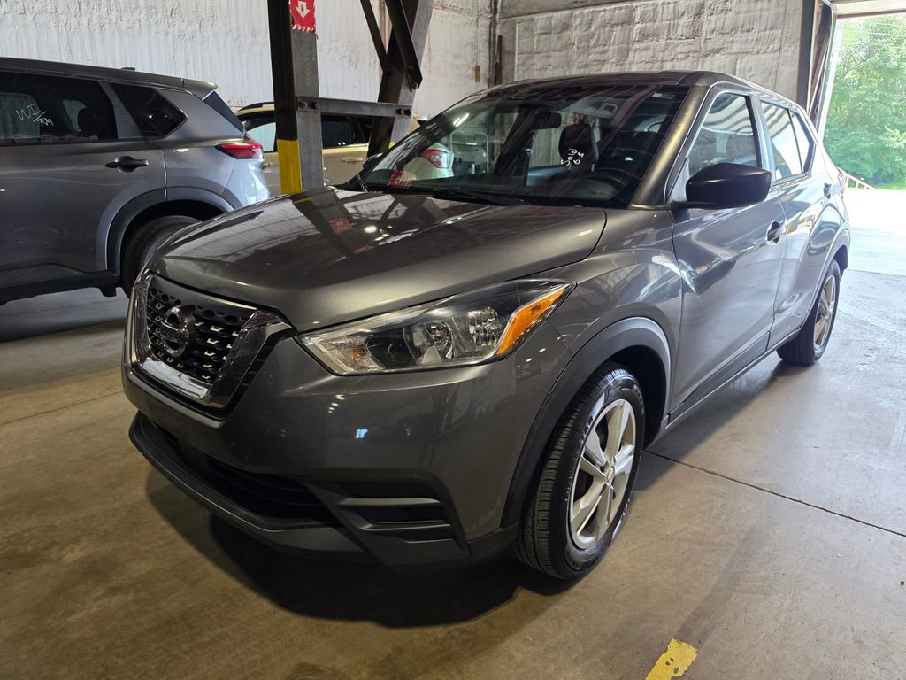 Used 2020 Nissan Kicks S FWD image 1